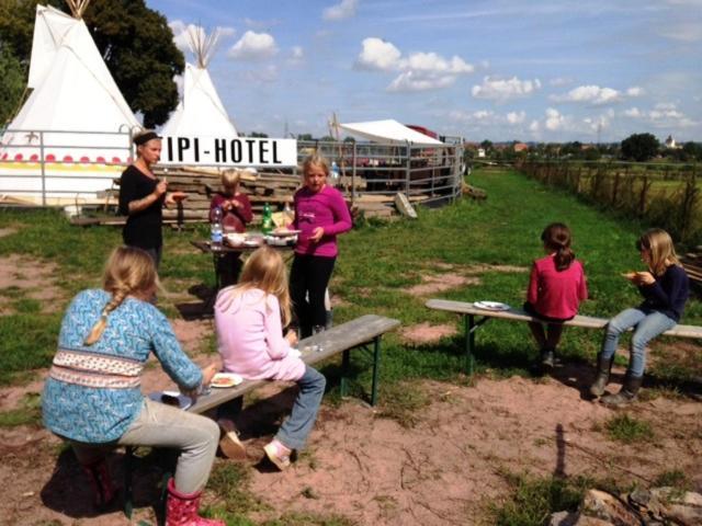 Western-Inn Klipphausen Extérieur photo